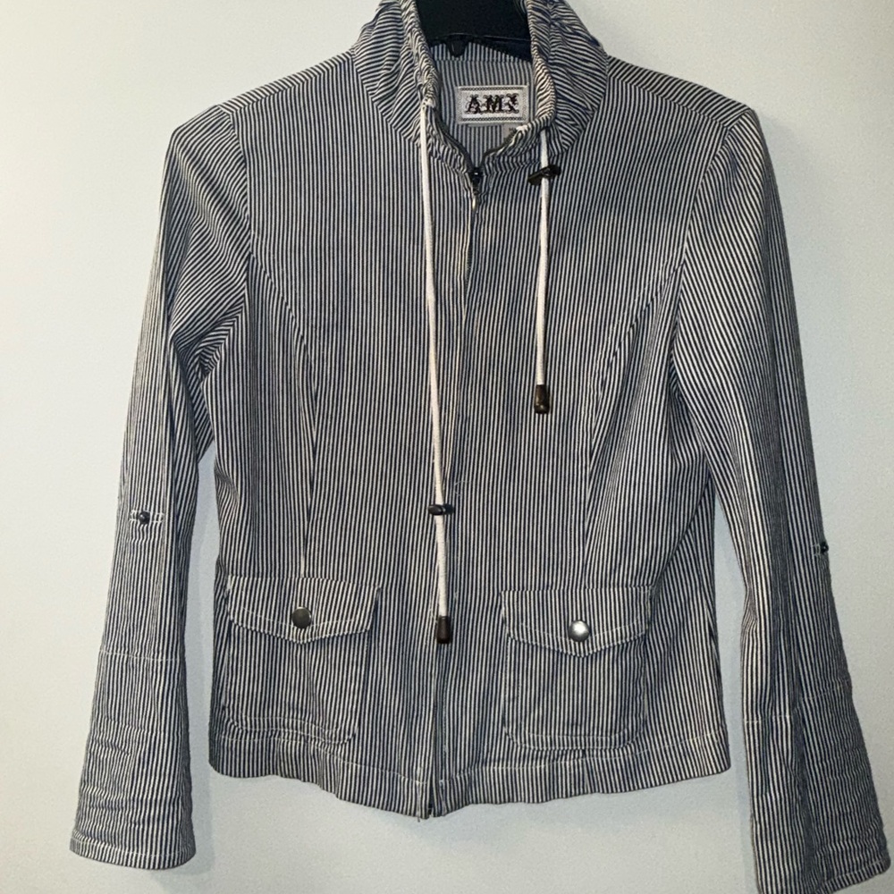 AMX Women's Pinstripe Jacket - Black and White